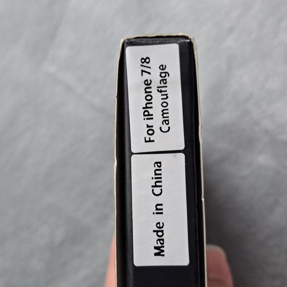 New in Box Beasyjoy Waterproof Case for Iphone 7/8 Camo - Picture 8 of 8